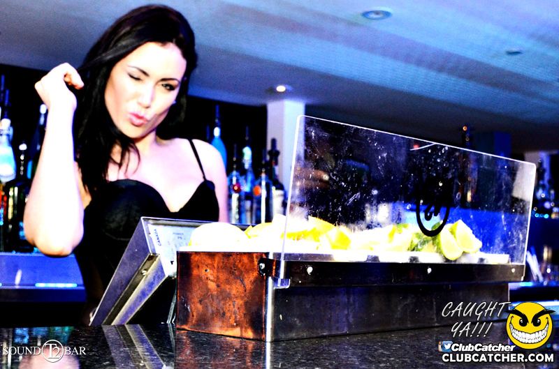 T2 lounge photo 21 - August 6th, 2015