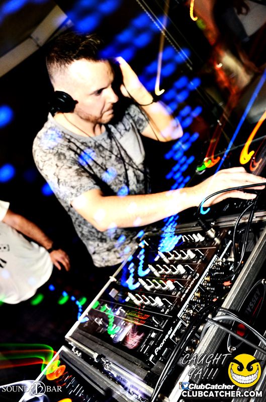 T2 lounge photo 77 - August 6th, 2015