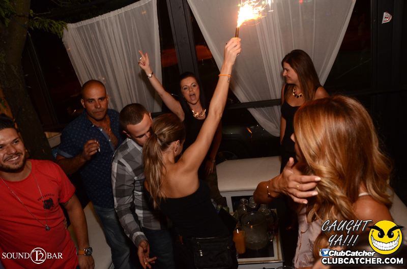 T2 lounge photo 39 - August 7th, 2015