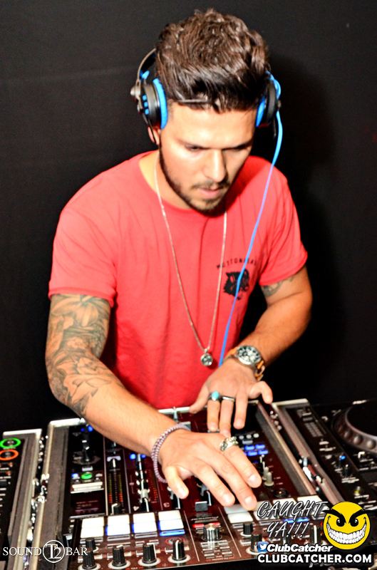 T2 lounge photo 47 - August 7th, 2015