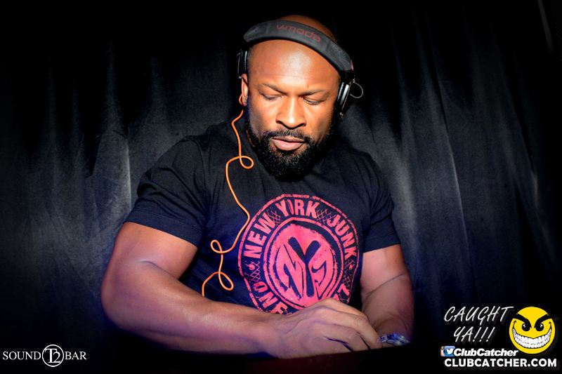 T2 lounge photo 28 - August 13th, 2015