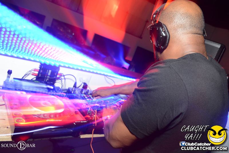 T2 lounge photo 34 - August 13th, 2015