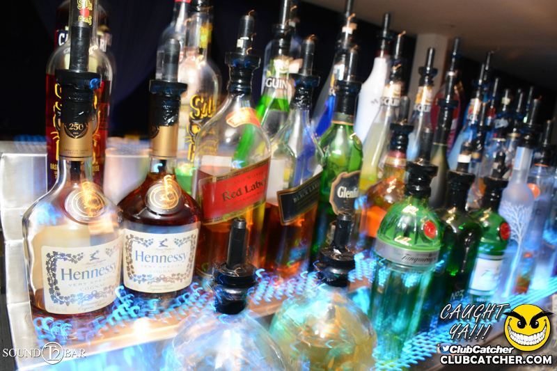 T2 lounge photo 39 - August 13th, 2015