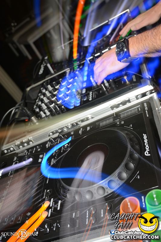 T2 lounge photo 40 - August 20th, 2015