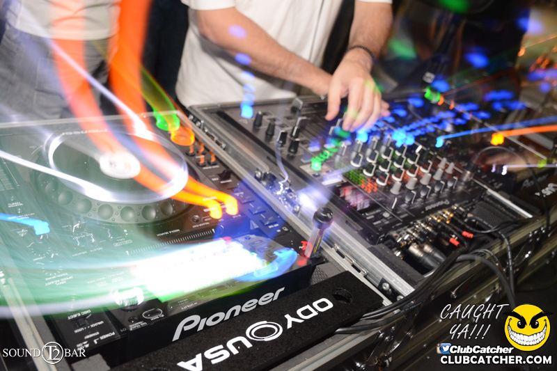 T2 lounge photo 99 - August 20th, 2015