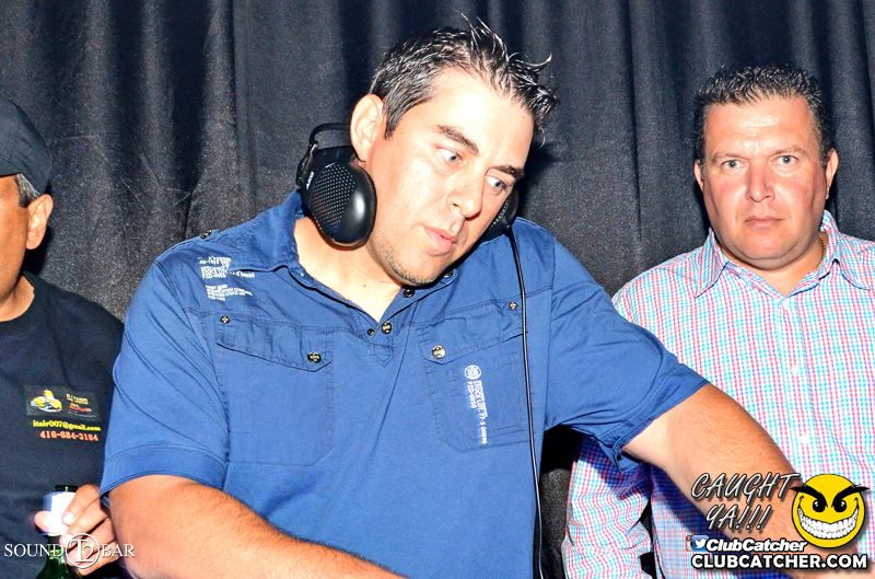 T2 lounge photo 13 - August 21st, 2015