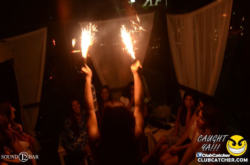 T2 lounge photo 14 - August 22nd, 2015