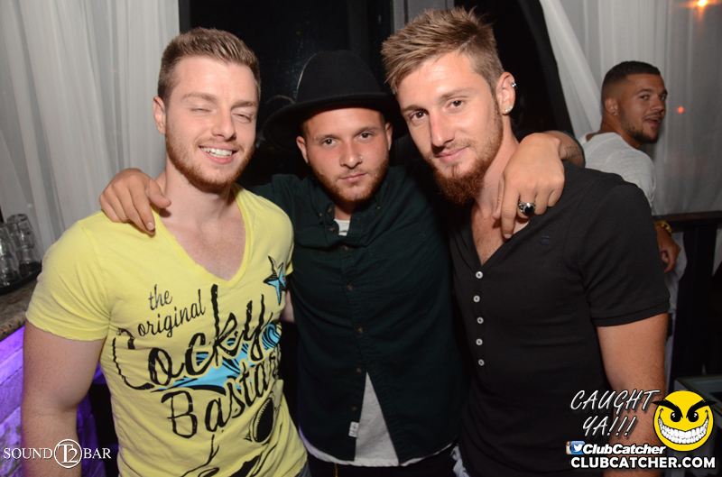 T2 lounge photo 24 - August 22nd, 2015