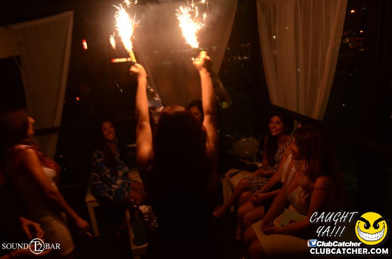 T2 lounge photo 9 - August 22nd, 2015