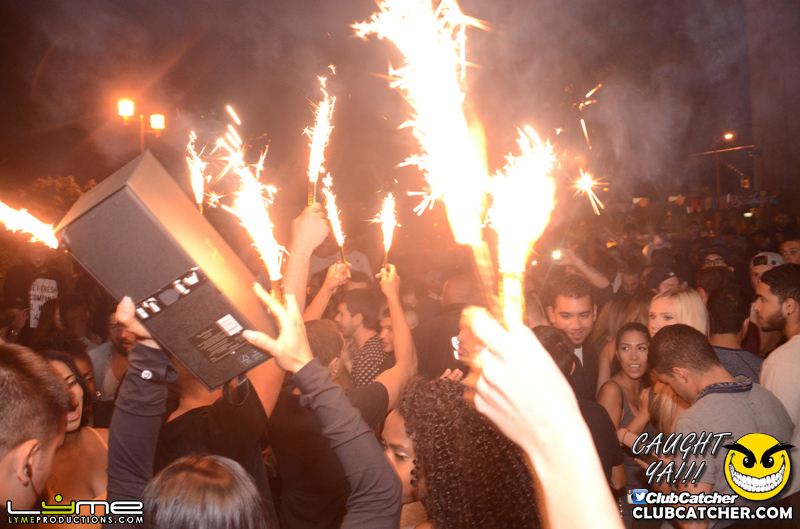 Avenue nightclub photo 21 - August 27th, 2015