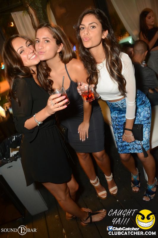 T2 lounge photo 14 - August 28th, 2015