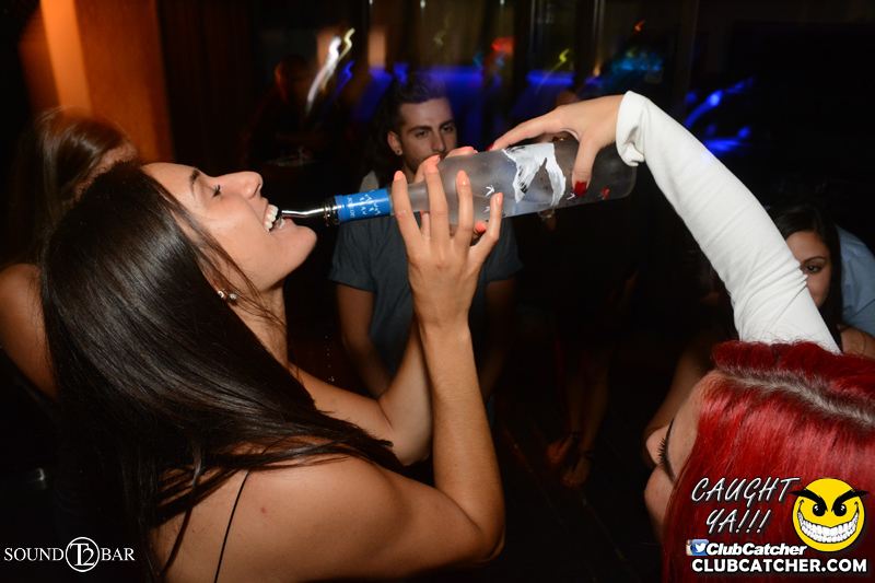 T2 lounge photo 94 - August 28th, 2015