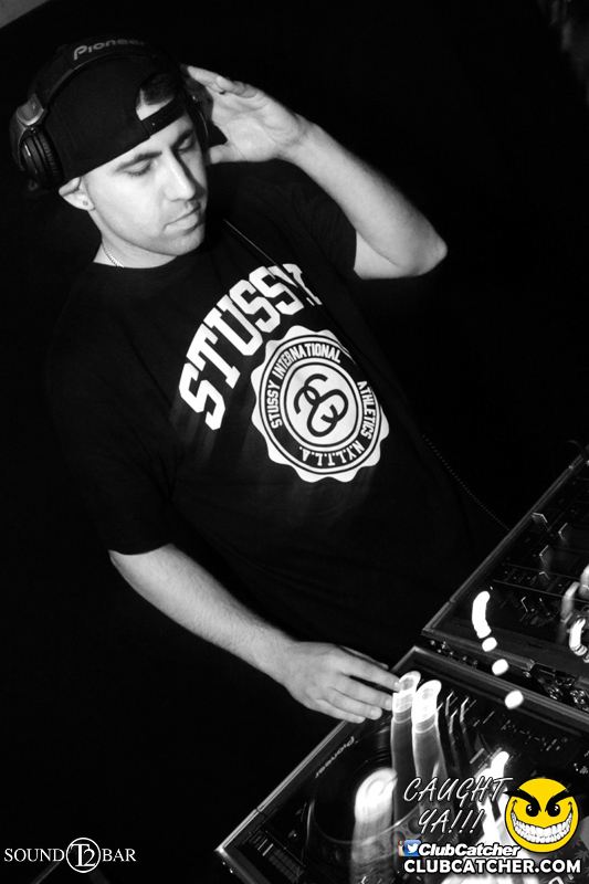 T2 lounge photo 99 - August 28th, 2015