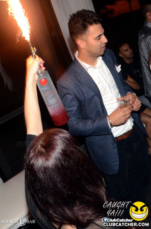 T2 lounge photo 60 - August 29th, 2015