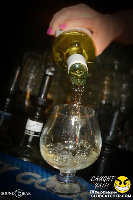 T2 lounge photo 107 - September 3rd, 2015