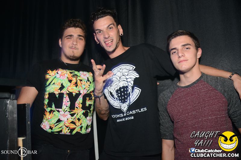 T2 lounge photo 117 - September 3rd, 2015