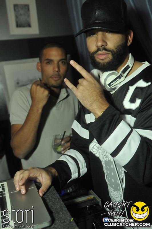 Stori Aperitivo lounge photo 91 - October 17th, 2015