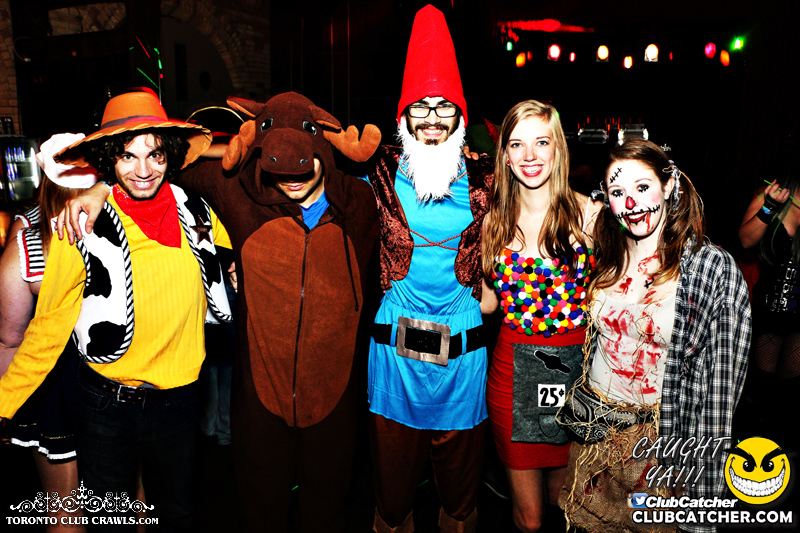 Club Crawl party venue photo 155 - October 31st, 2015