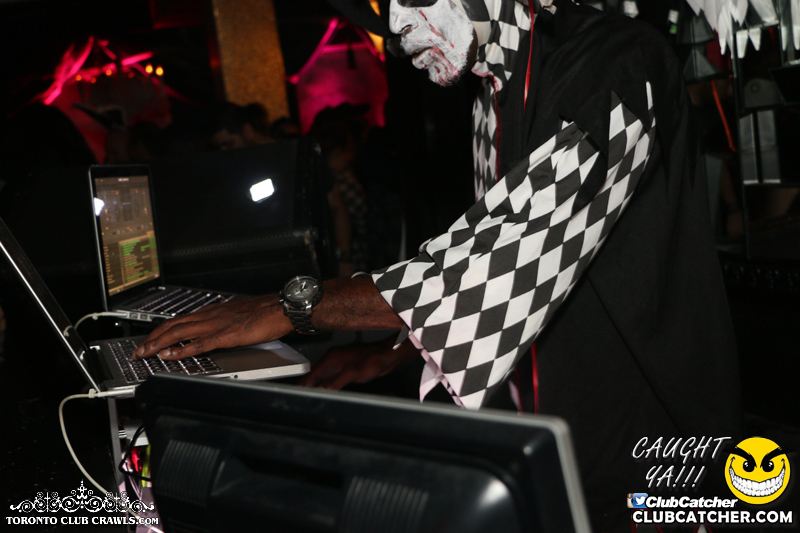 Club Crawl party venue photo 34 - October 31st, 2015