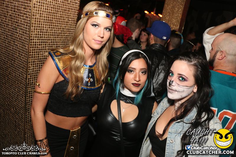 Club Crawl party venue photo 385 - October 31st, 2015