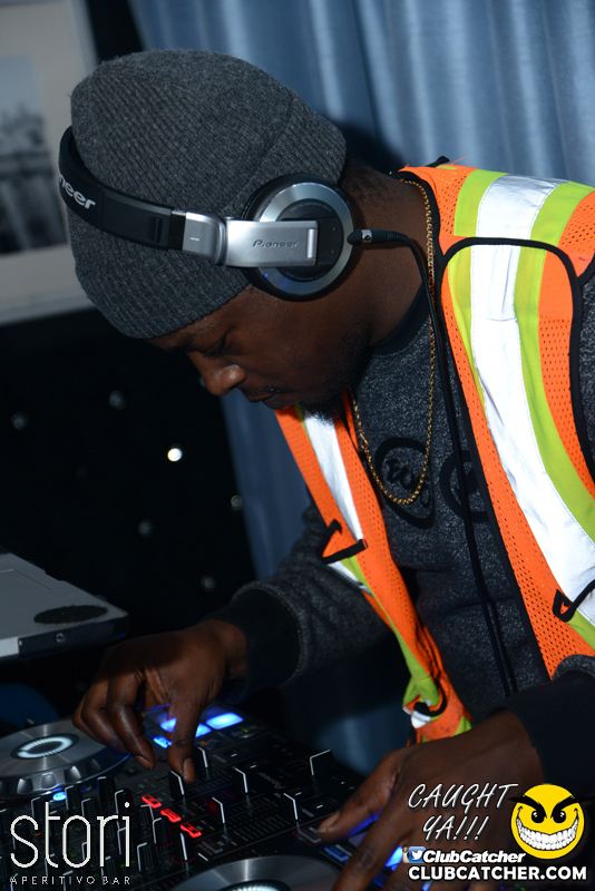 Stori Aperitivo lounge photo 70 - October 31st, 2015