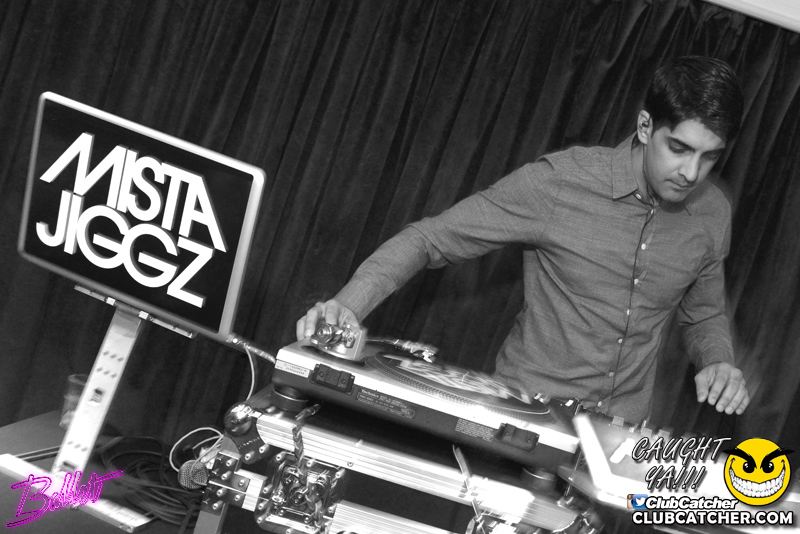 Ballet lounge photo 104 - March 12th, 2016