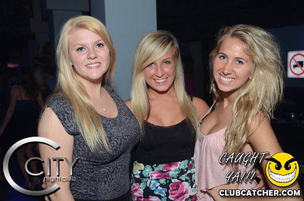 City nightclub photo 159 - June 1st, 2011
