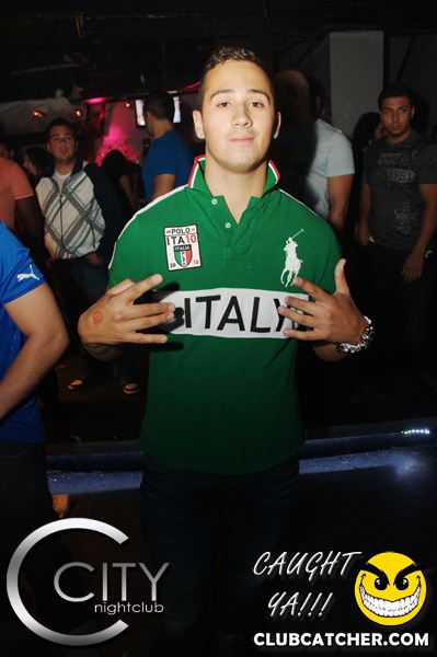 City nightclub photo 441 - June 13th, 2012