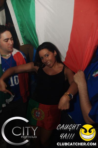 City nightclub photo 548 - June 20th, 2012