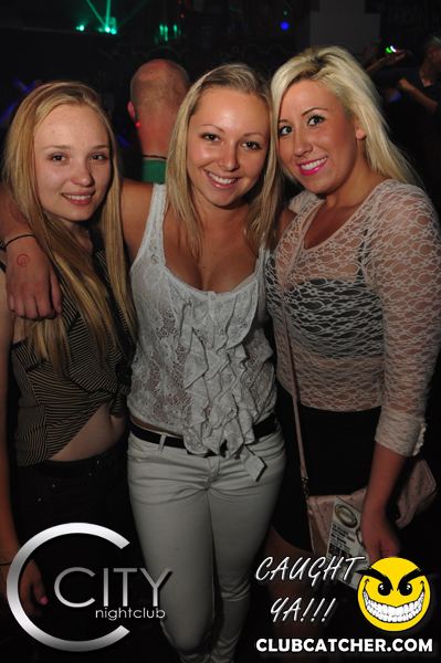 City nightclub photo 406 - June 27th, 2012