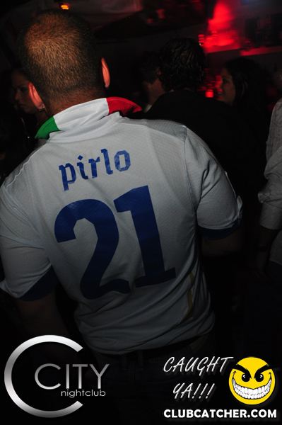 City nightclub photo 514 - June 27th, 2012
