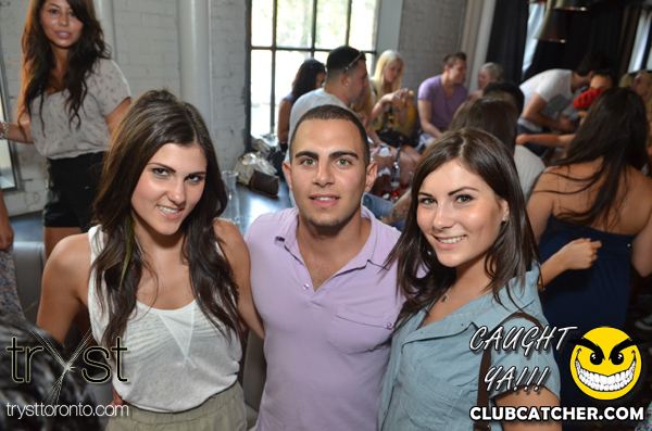 Brassaii lounge photo 30 - July 17th, 2011