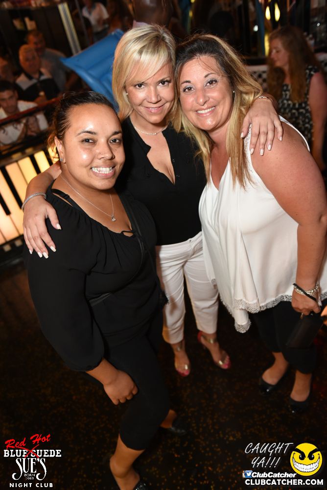 Blue Suede Sues nightclub photo 42 - July 9th, 2016