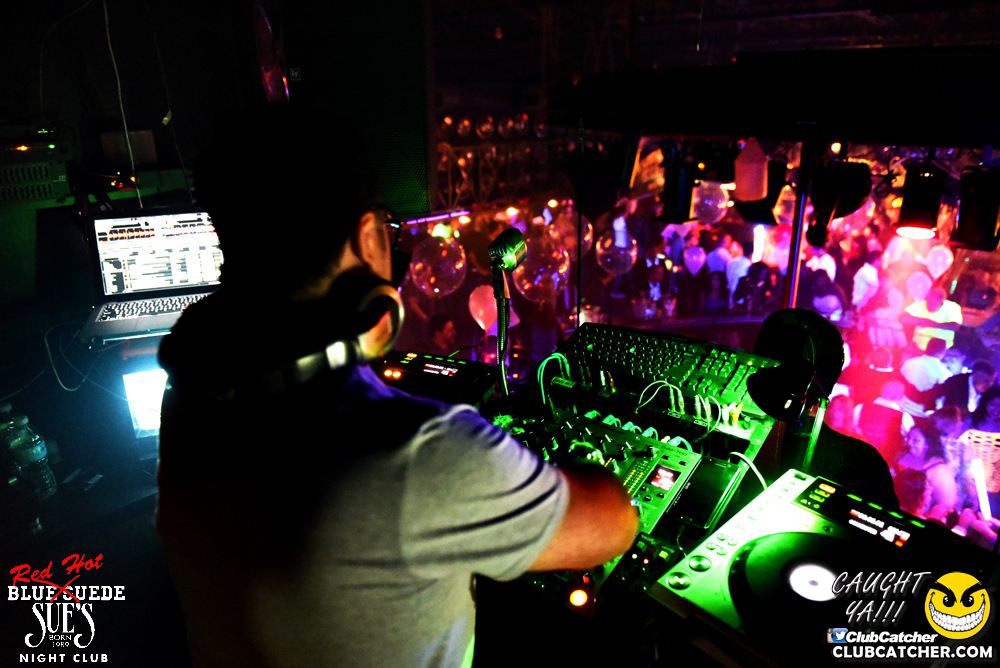 Blue Suede Sues nightclub photo 125 - November 25th, 2016