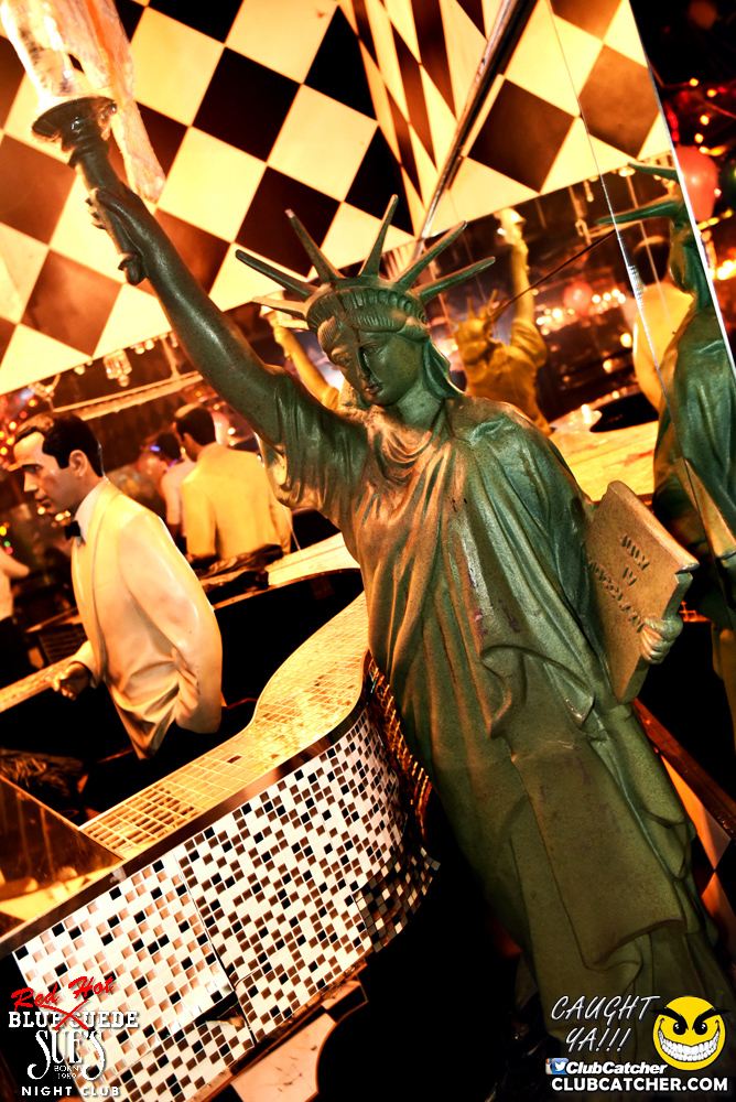 Blue Suede Sues nightclub photo 145 - November 25th, 2016