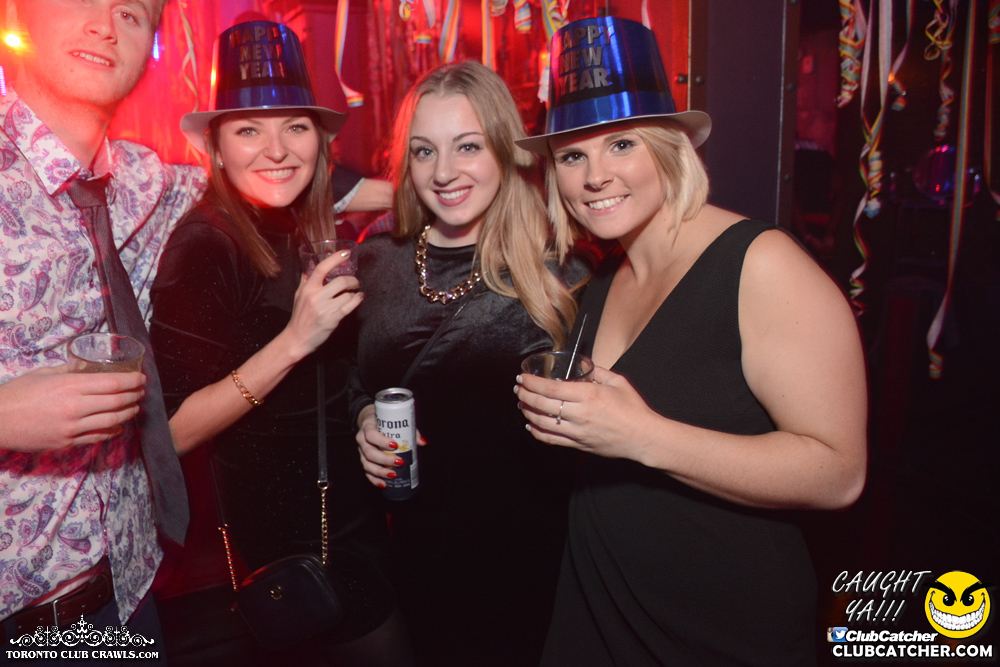 Club Crawl party venue photo 285 - December 31st, 2016