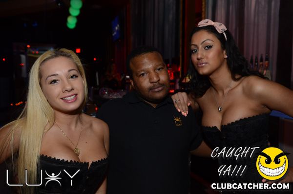 Luxy nightclub photo 360 - January 27th, 2012