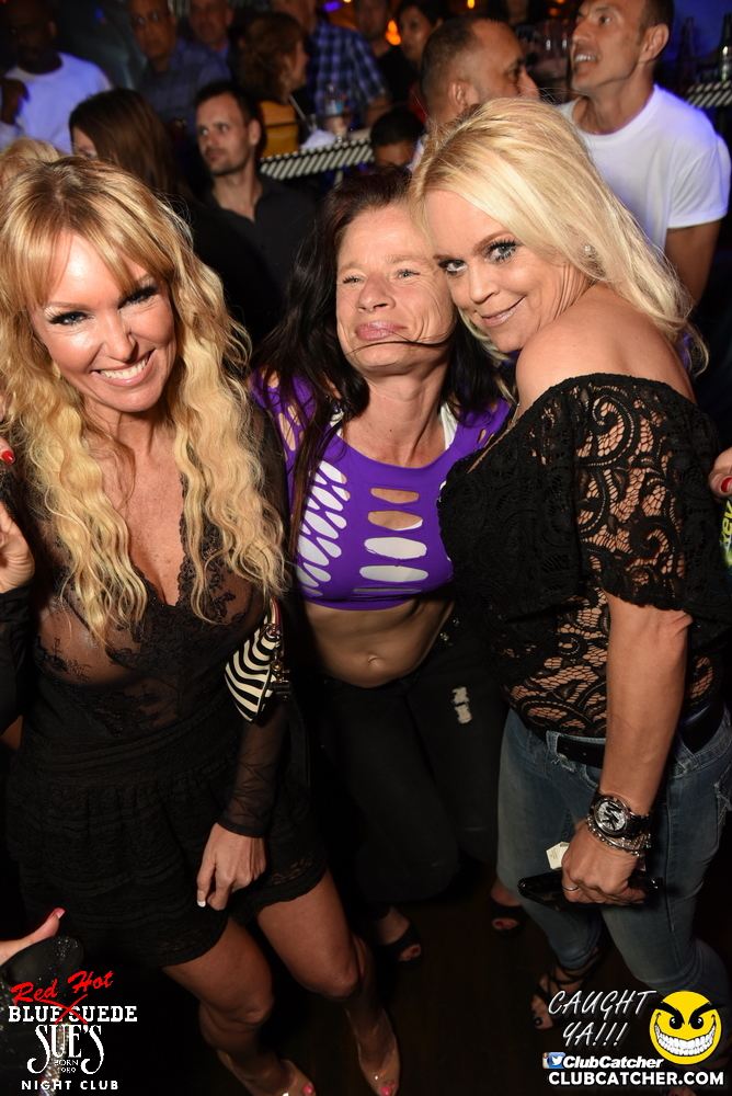 Blue Suede Sues nightclub photo 254 - April 28th, 2017