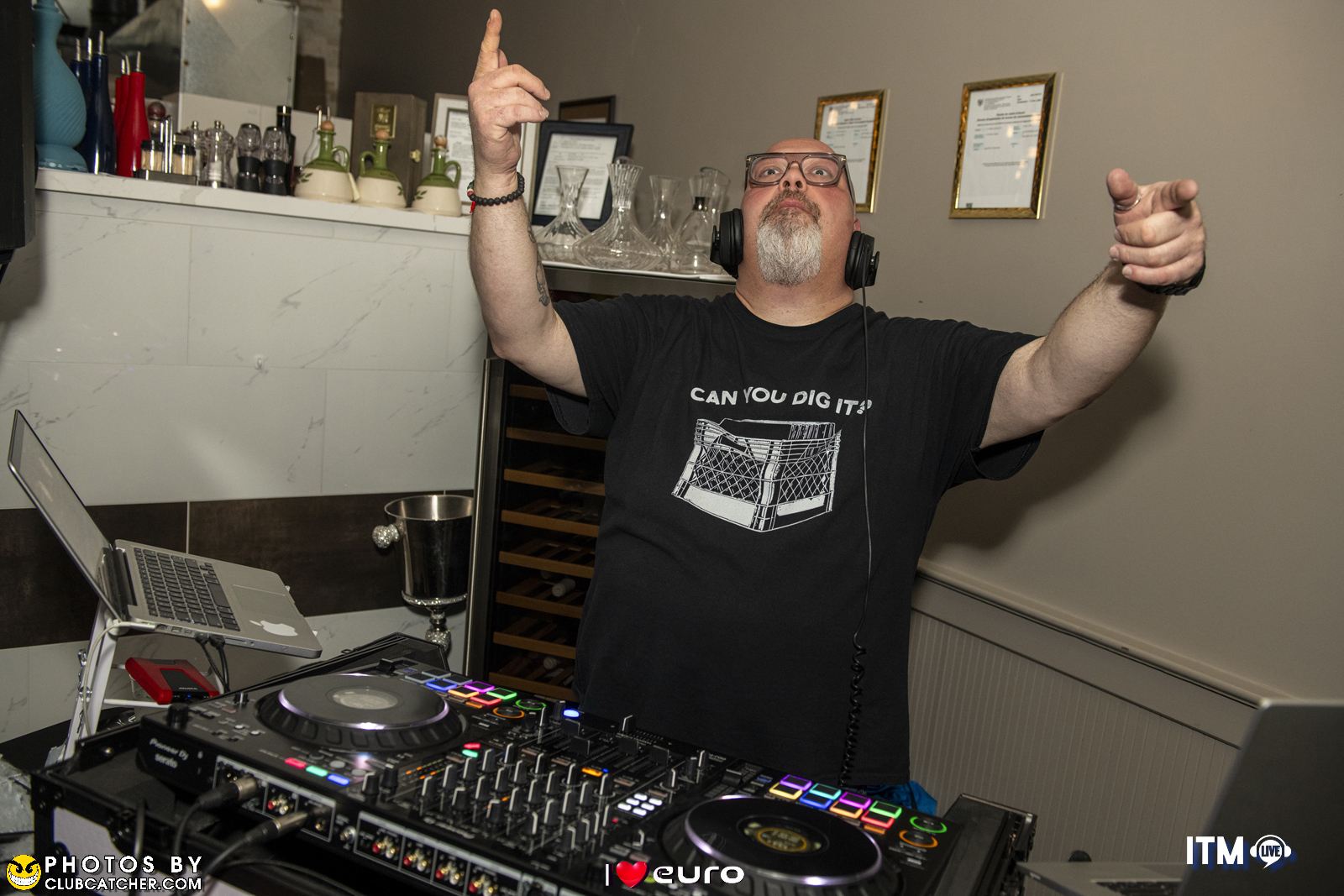 La Villetta lounge photo 130 - October 27th, 2023