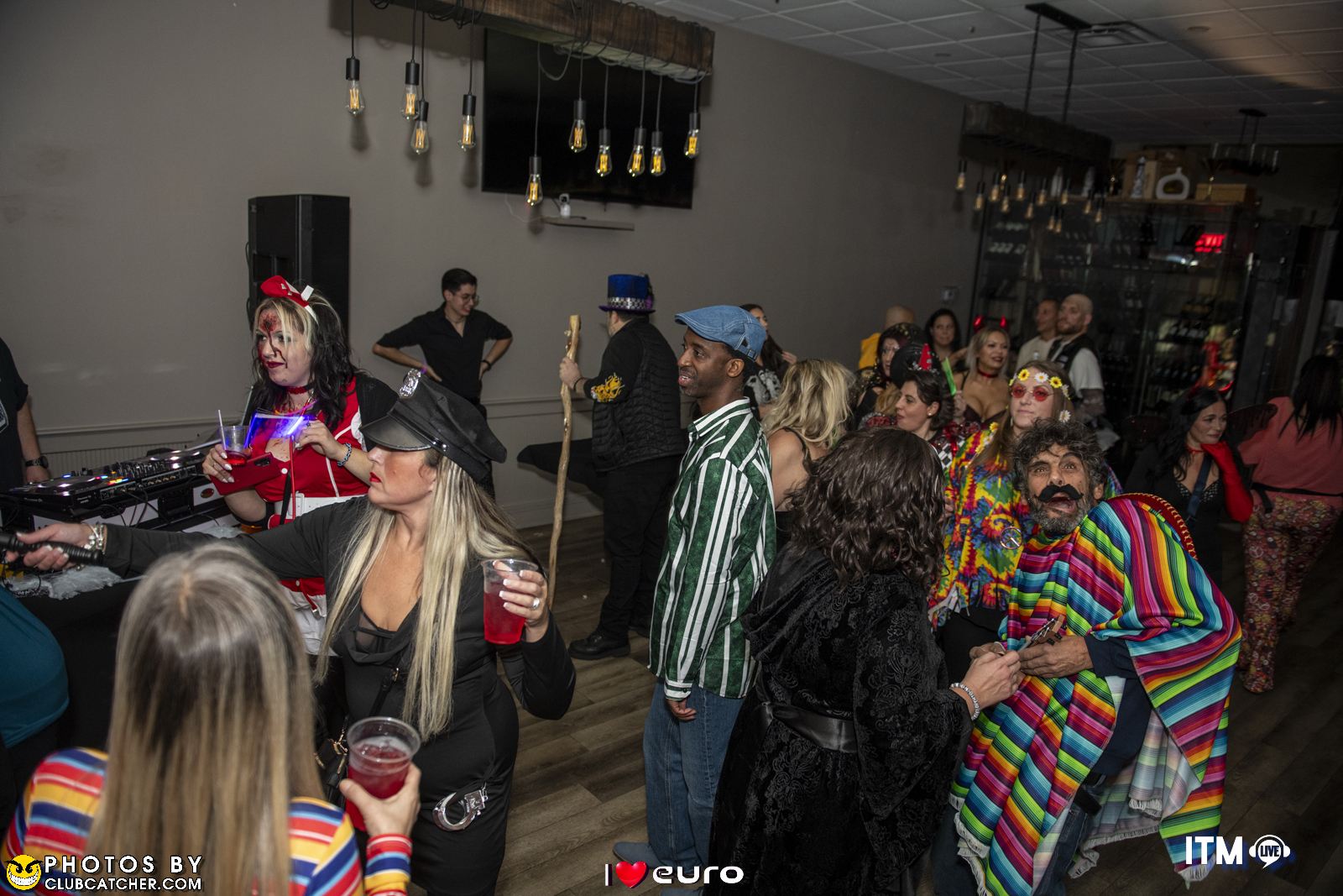 La Villetta lounge photo 133 - October 27th, 2023