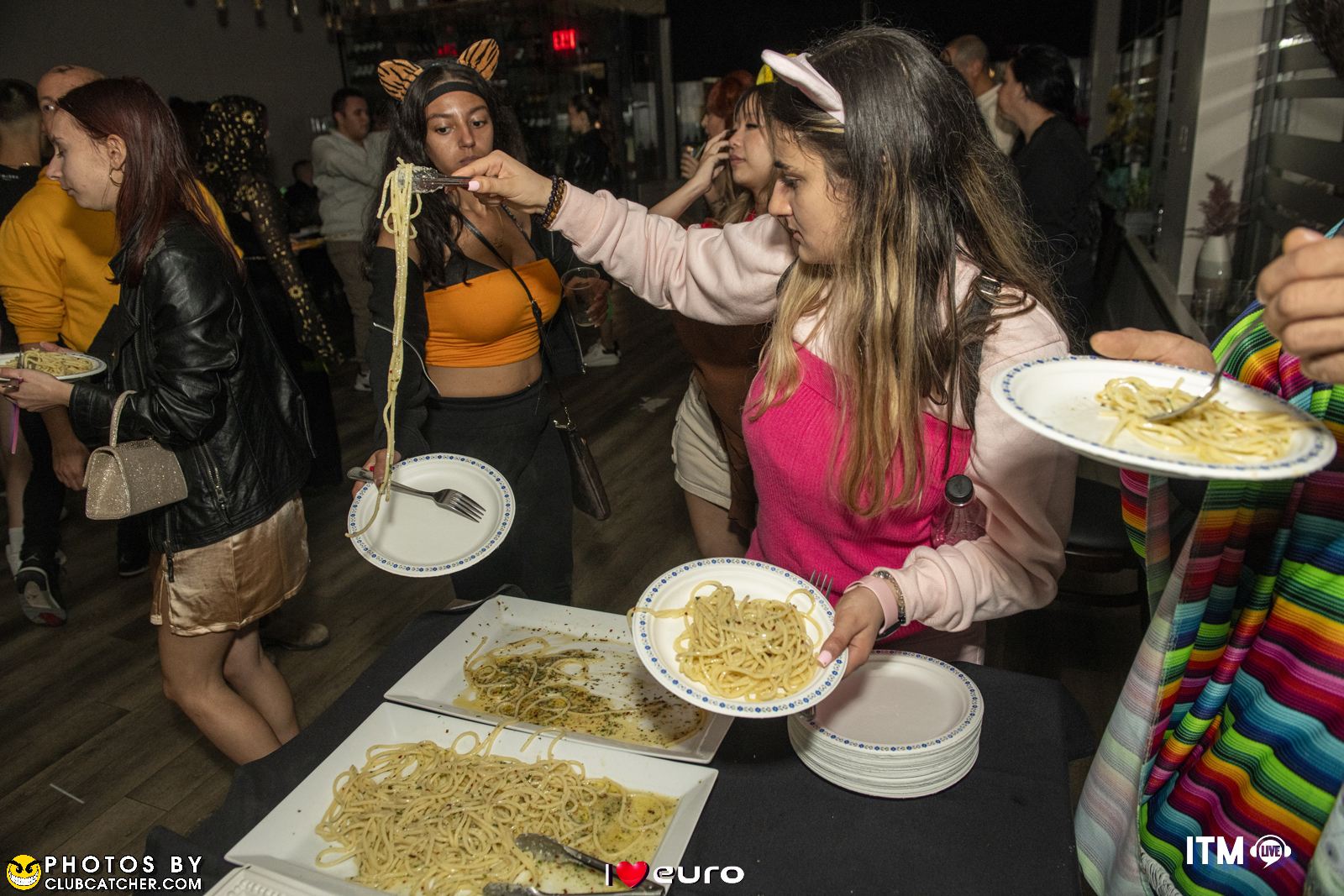 La Villetta lounge photo 164 - October 27th, 2023