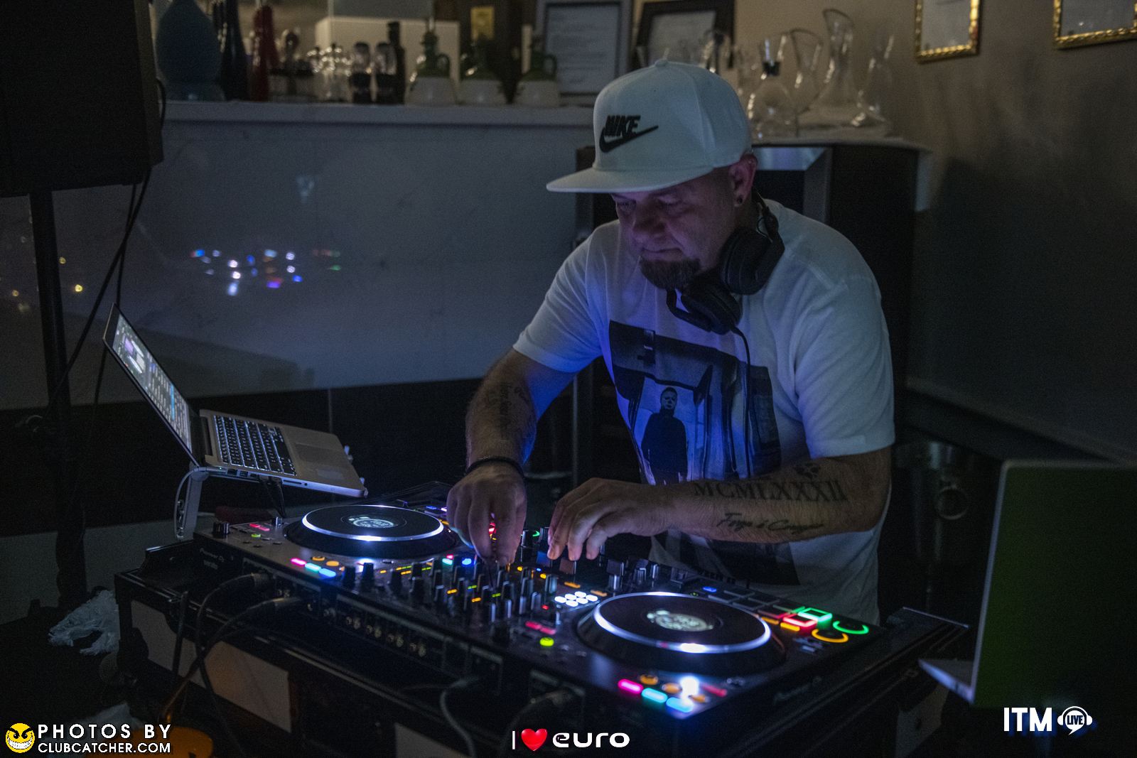 La Villetta lounge photo 215 - October 27th, 2023