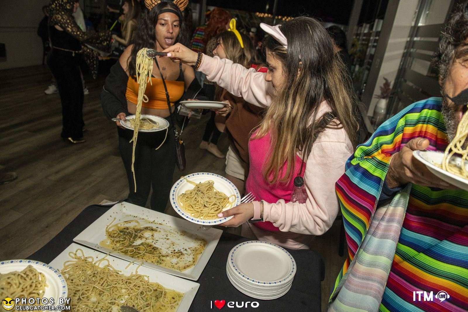 La Villetta lounge photo 216 - October 27th, 2023