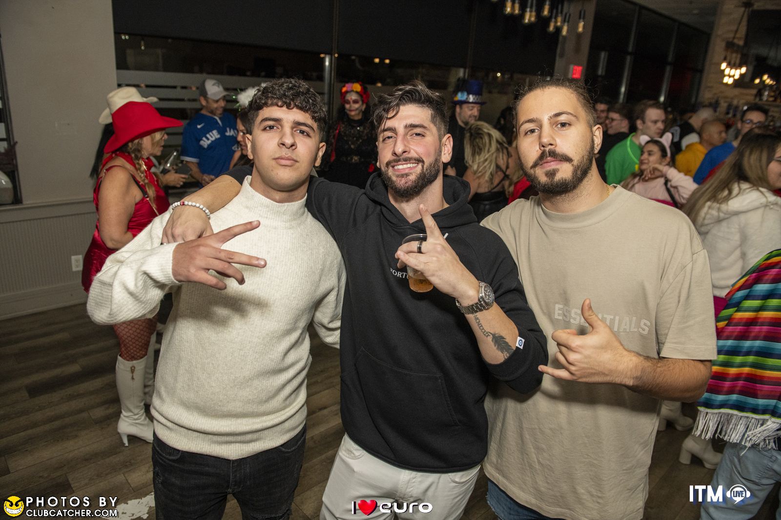 La Villetta lounge photo 242 - October 27th, 2023