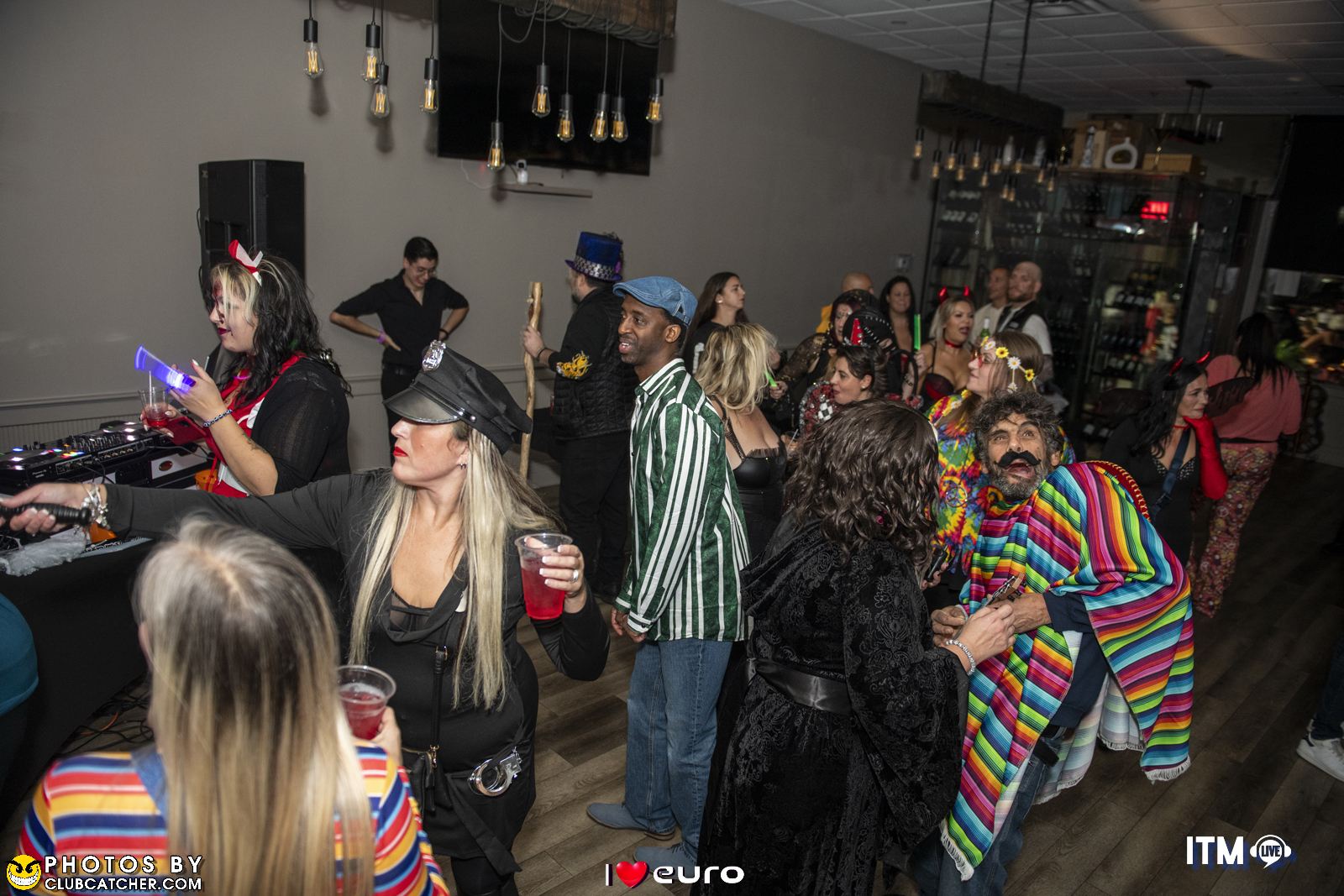 La Villetta lounge photo 247 - October 27th, 2023