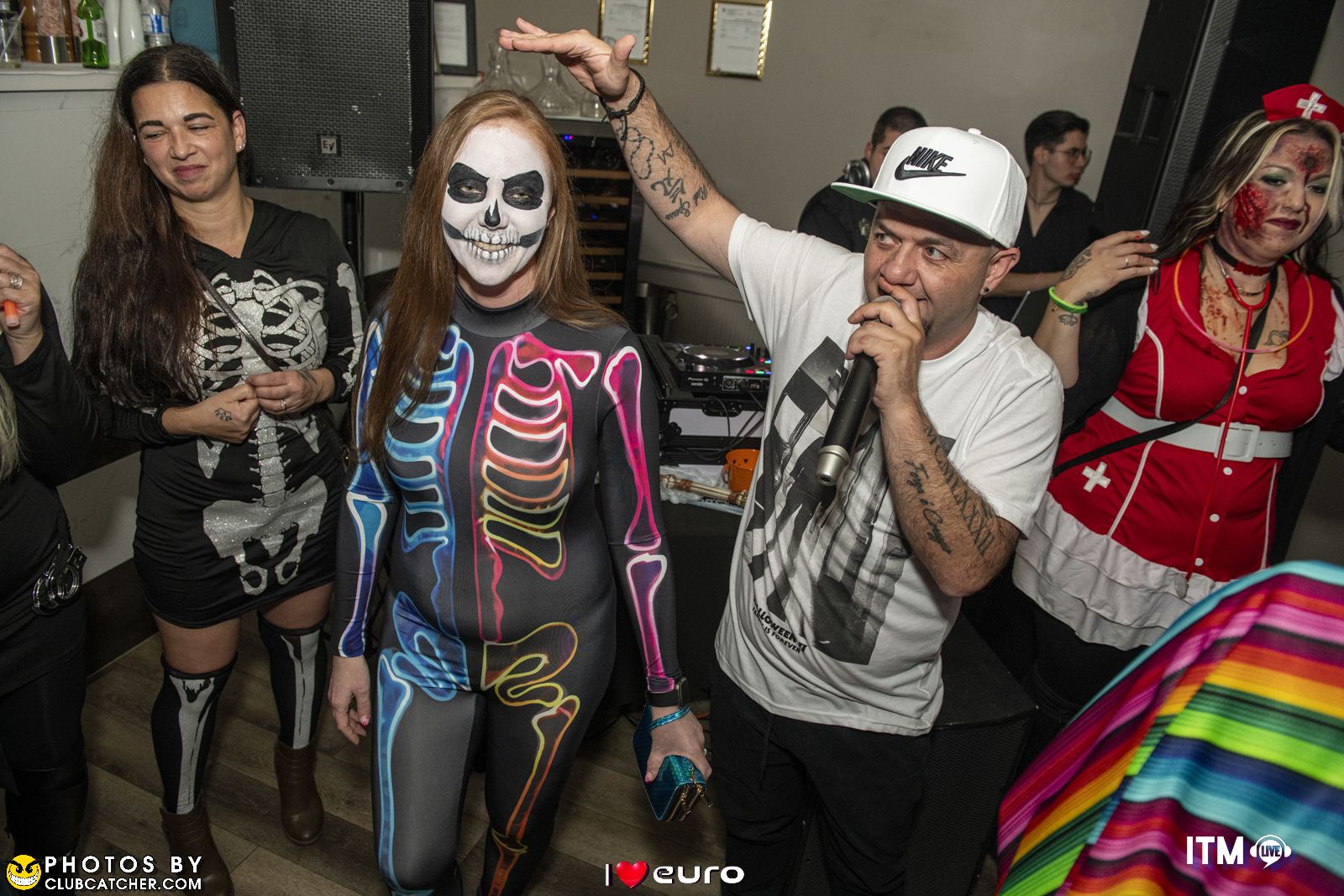 La Villetta lounge photo 250 - October 27th, 2023