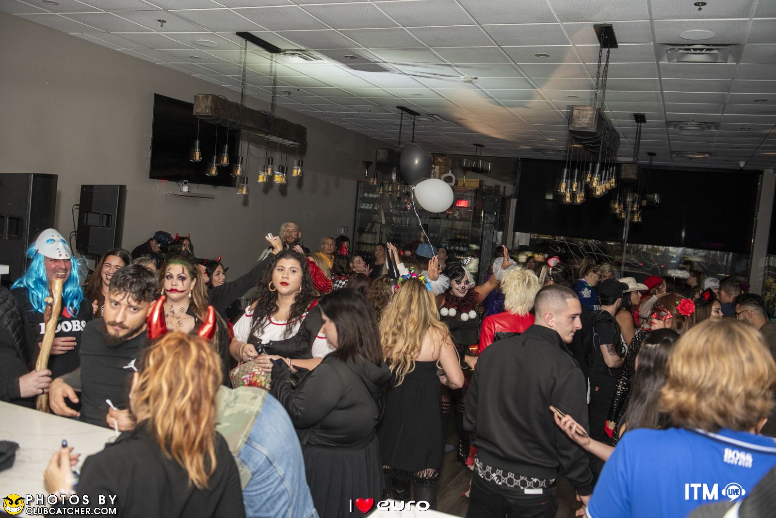 La Villetta lounge photo 288 - October 27th, 2023