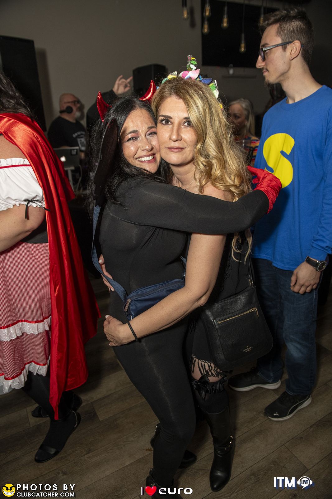 La Villetta lounge photo 304 - October 27th, 2023