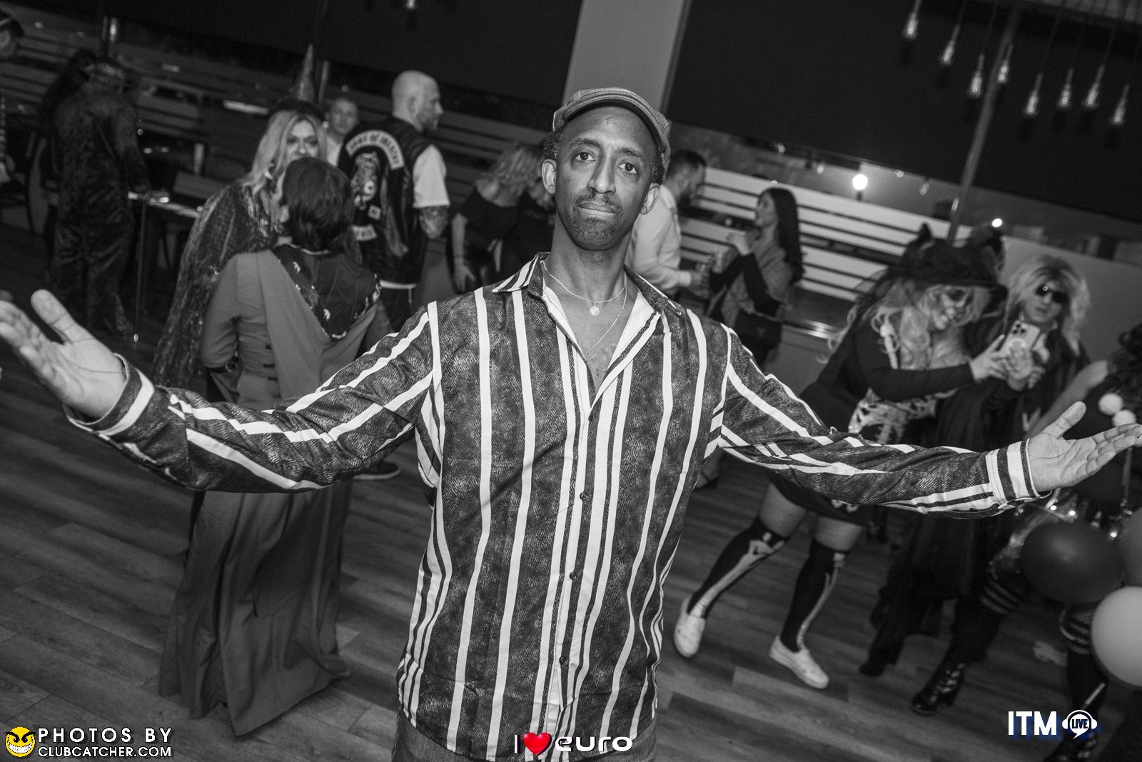 La Villetta lounge photo 353 - October 27th, 2023