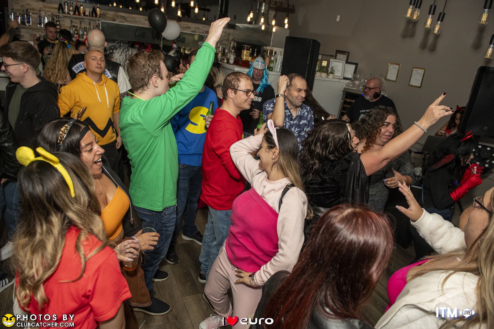 La Villetta lounge photo 56 - October 27th, 2023